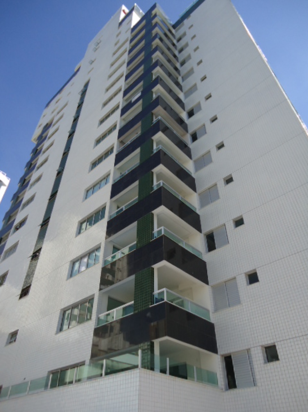 Apartamento com 4 dormitórios para alugar em Belo Horizonte, no bairro Buritis